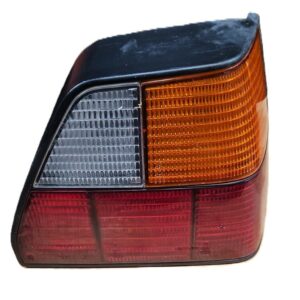 PILOTO TRASERO DERECHO VOLKSWAGEN GOLF II AÑO 1984-1991