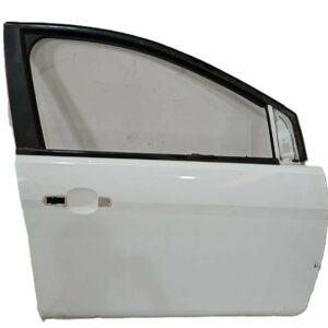 PUERTA DELANTERA DERECHA FORD FOCUS AÑO 2009 5 PUERTAS