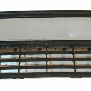REJILLA CENTRAL INFERIOR DEL PARAGOLPES DELANTERO FORD FOCUS AÑO 2011
