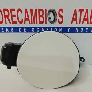 TAPA COMBUSTIBLE SKODA FABIA AĂO 2015