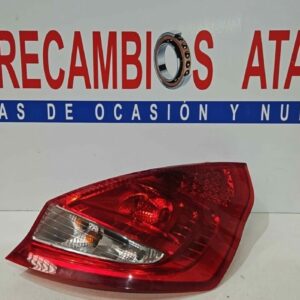 PILOTO TRASERO DERECHO FORD FIESTA AÑO 2011 5 PUERTAS