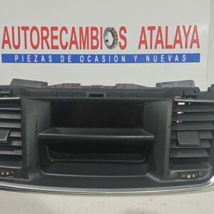 PANTALLA MULTIFUNCION CON REJILLAS AIREADORAS PEUGEOT 508 AÑO 2014