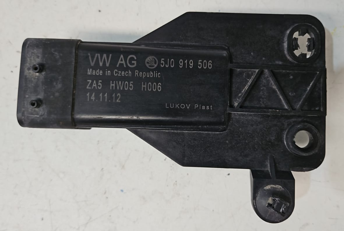UNIDAD DE CONTROL DEL VENTILADOR DEL RADIADOR SEAT TOLEDO IV AÑO 2012-2019 - Imagen 4