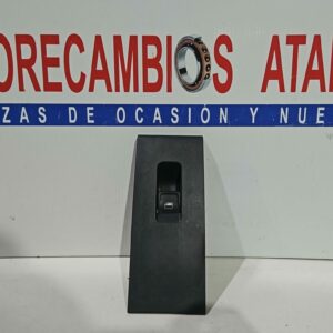 BOTONERA ELEVALUNAS DELANTERA DERECHA SEAT TOLEDO IV (MK4-KG3) AÑO 2012-2019
