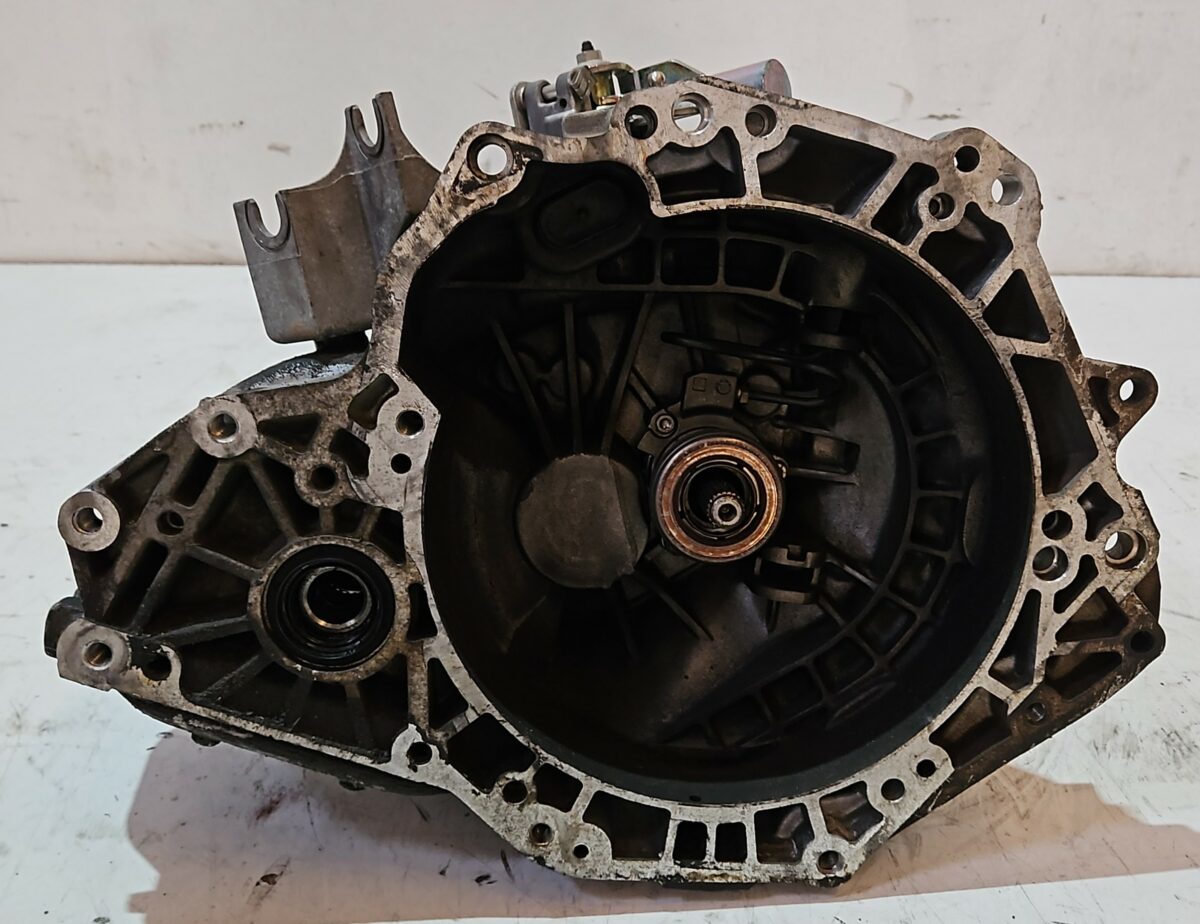 CAJA CAMBIO 1.3 DIESEL 5 VELOCIDADES OPEL ASTRA J AÑO 2011-2015